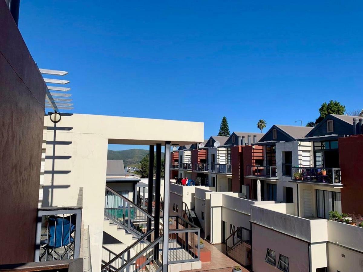 Oyster Lagoon Villa - Luxurious 2 Bed Apartment In Knysna Dış mekan fotoğraf
